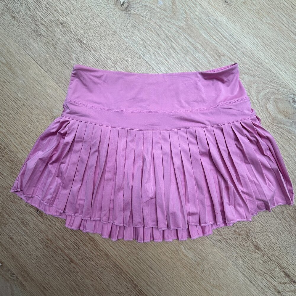 Gold Hinge Pink Pleated Mini Skirt